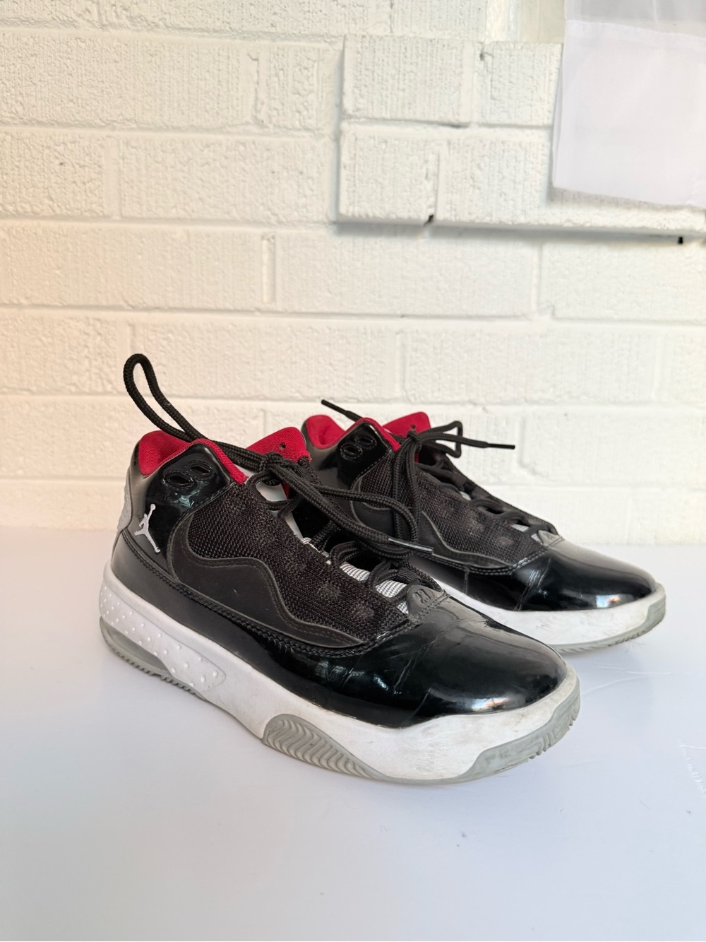 Jordan Kids Black and Red Low-Top Sneakers